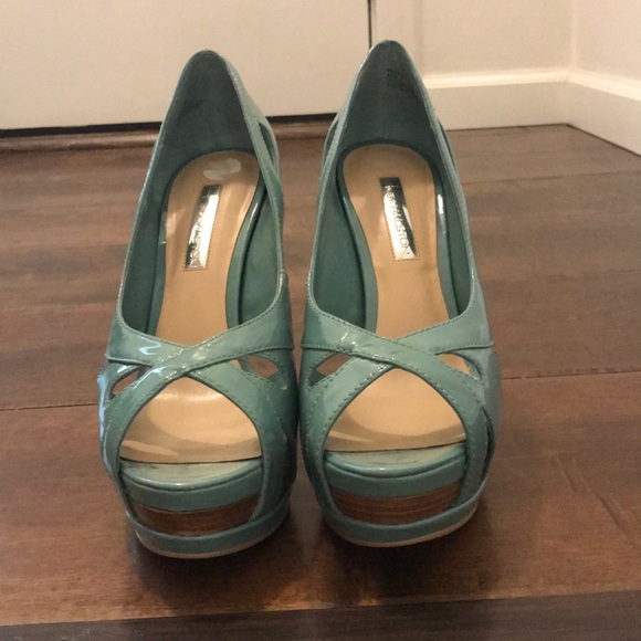 H by Halston Miranda Patent Leather Heels-Size:6.5 - Picture 2 of 5